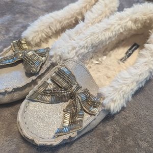 Size 7 American Eagle Slippers